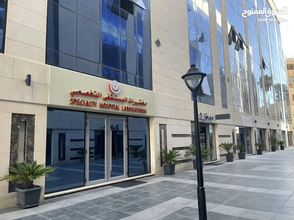 اقل سعر في مجمع الحسيني عيادات للايجار في مجمع الحسيني الطبي 2 الطابق الثاني