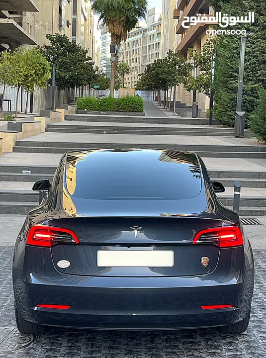 Tesla Model 3 - 2023