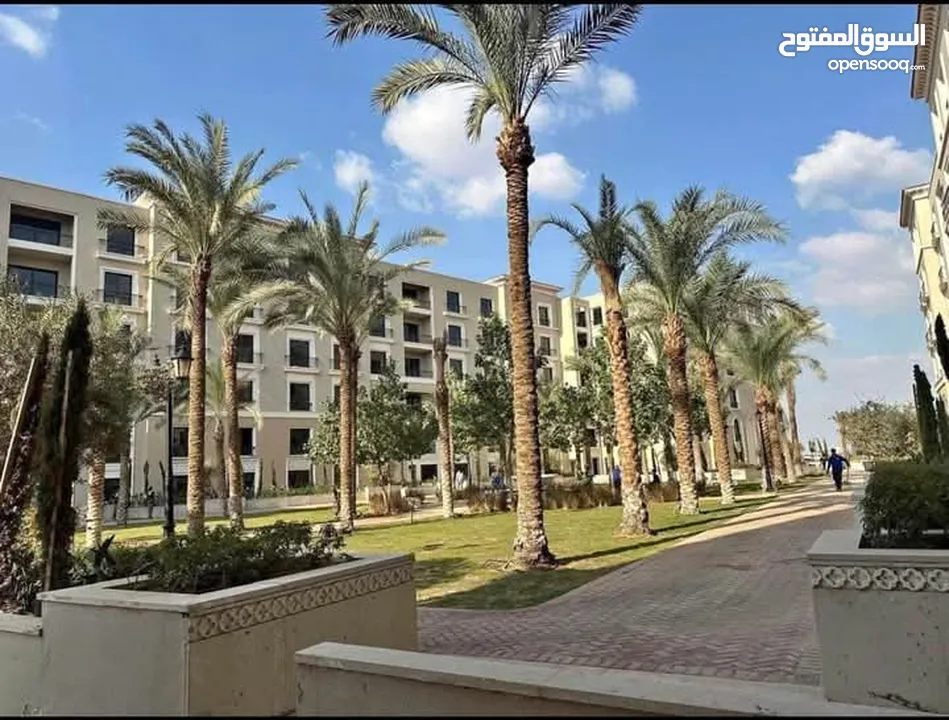 شقة متشطبة للبيع جاهزة للمعاينة داخل كومباوند village West في الشيخ زايد وبجوار هايبر وان