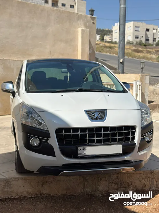 بيجو 3008 موديل 2011  فل كامل  فحص كامل وبحالة الوكالة وصيانة كاملة