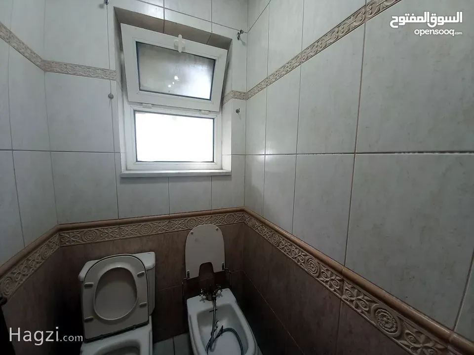 شقة غير مفروشة للإيجار 550م2 ( Property 17530 ) سنوي فقط