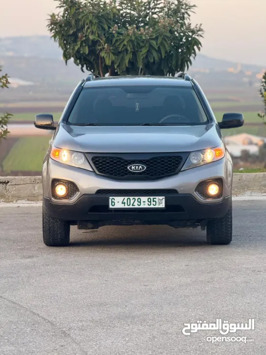 كيا سورينتو 2012