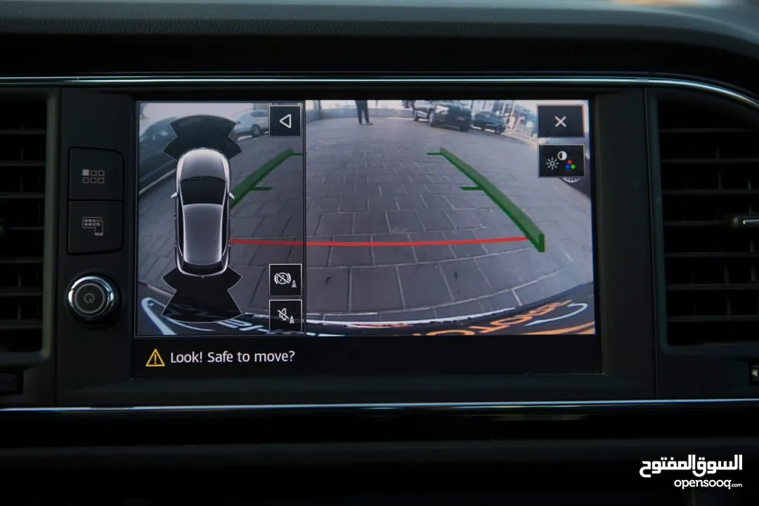 سعر مغري جداً ! SEAT LEON FR 2021- عداد قليل و أتوماتيك ،بانوراما