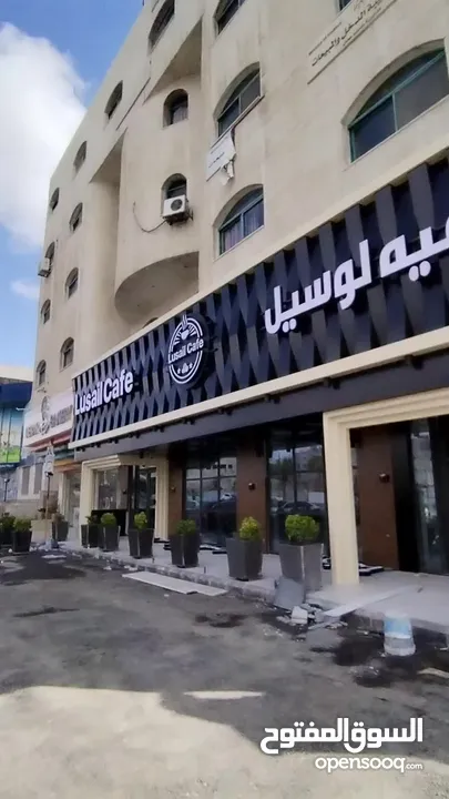 خطاط بوابة سما عمان لكافة انواع القارمات