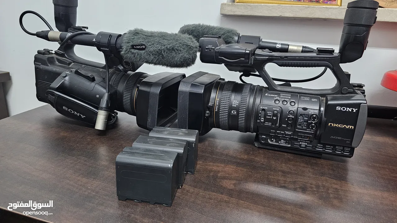 عدة تصوير فيديو مستعملة بحالة ممتازة و بسعر مغري