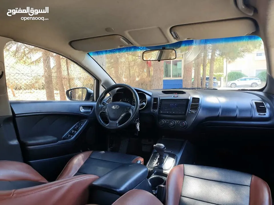 كيا سيراتو موديل 2018 من المالك مباشره بحالة ممتازه جدا الفحص مرفق بالصور