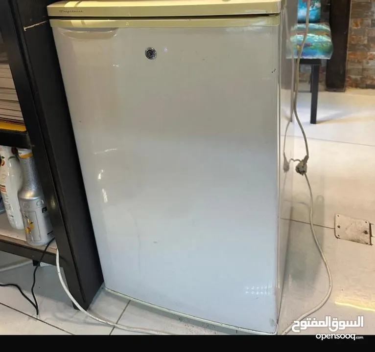 ماكينه باريستا ومعدات اخرى