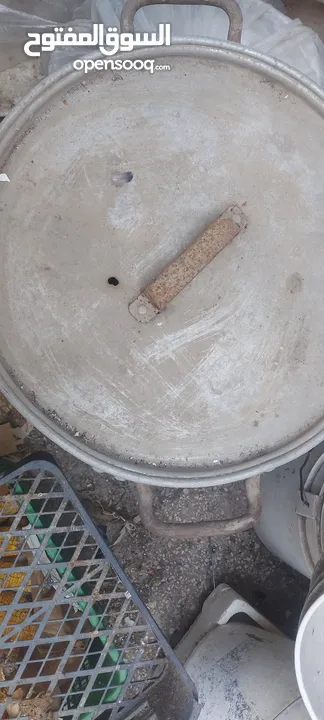 طنجرة ضغط وطنجرة المنيوم كبيرة وغيرها بالصور