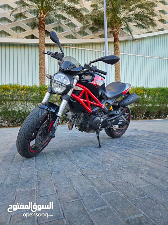 Ducati Monster 696 (2014)