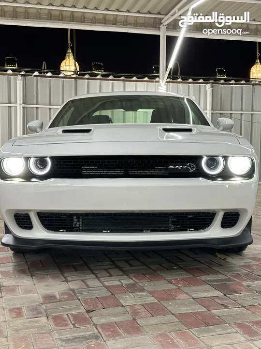 Challenger V6 Full option perfect car excellent condition