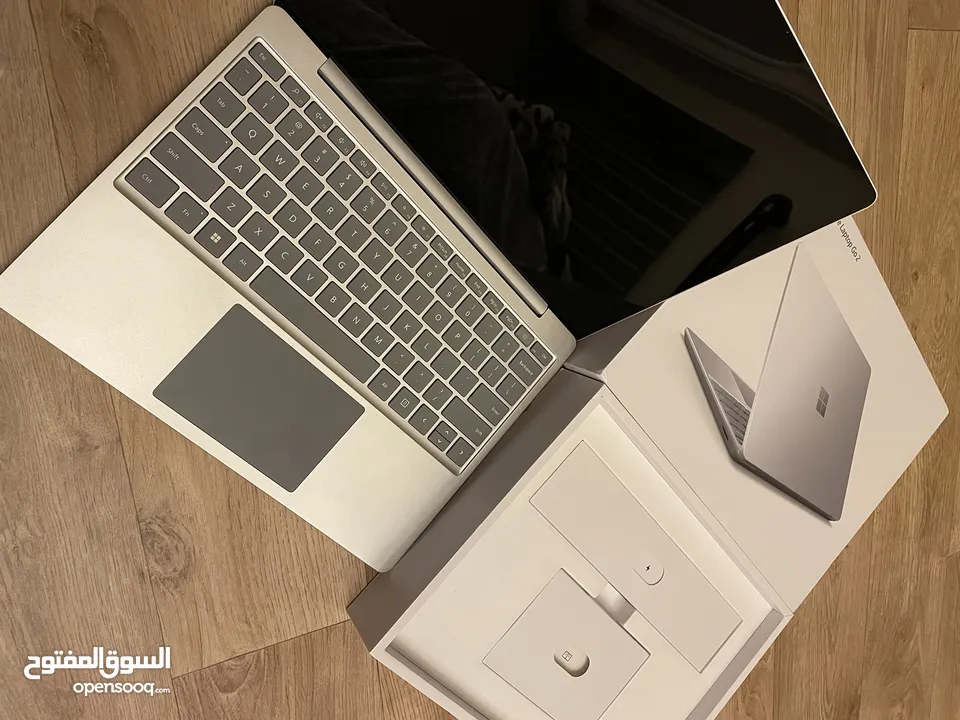 مايكروسوفت 11th gالجيل Laptop Go 2 جديد