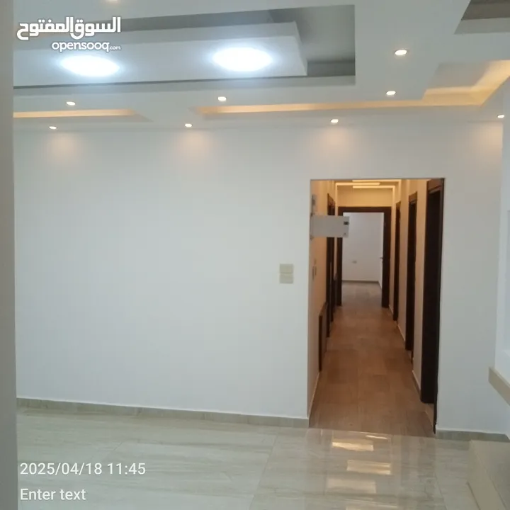 شقة مميزة في ضاحية النخيل بسعر مميز مساحة 200م