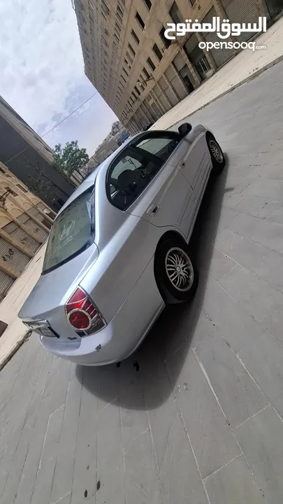 هونداي افانتي 2003