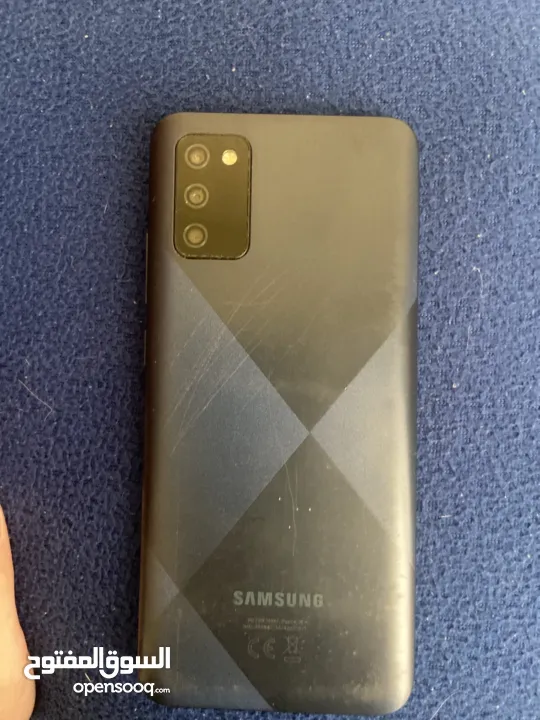 سامسونج A02sللبيع بسعر 100شيكل بحاجة لشاشه تغير التلفون جيد وعمر التلفون اقل من 3سنين الون ازرق على