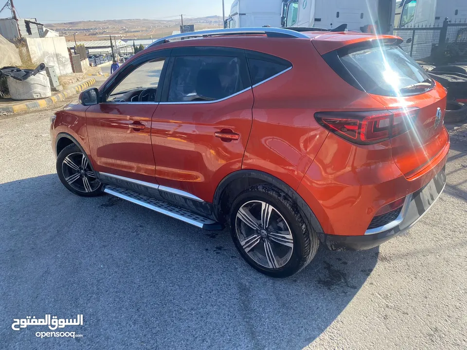 2020 MG ZS ممشى قليل فل مع بانوراما يصلح لسوق الاعفاءات