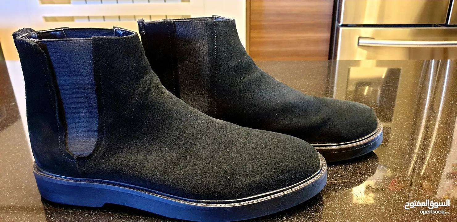 ZARA original black suede men boots used size 43  شوز ماسيمو اصلي
