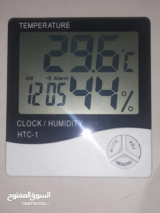 ساعة قياس درجة حرارة المكان و الرطوبه  الالكترونيه