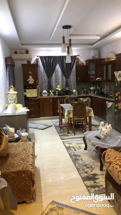منزل دورين خليجي بالأثاث للبيع في سوق الجمعة عرادة