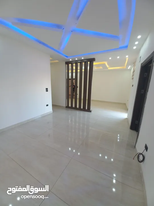 شقة للبيع في دير غبار بناء حديث