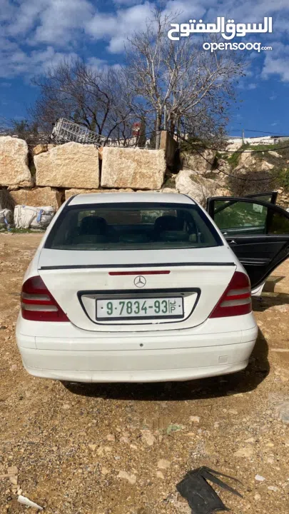مرسيدس بسه للبيع
