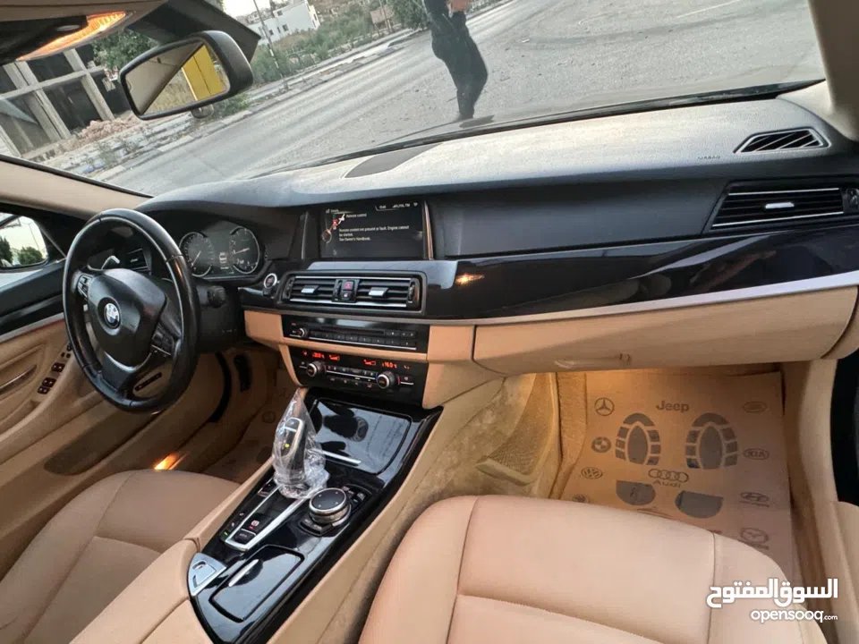 BMW 528i - 2016 (Platinum Edition)