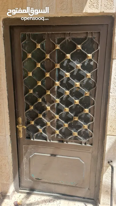 شراء جميع انواع باب شباك ابواب شبابيك حمايات باب حديد باب المنيوم باب امان