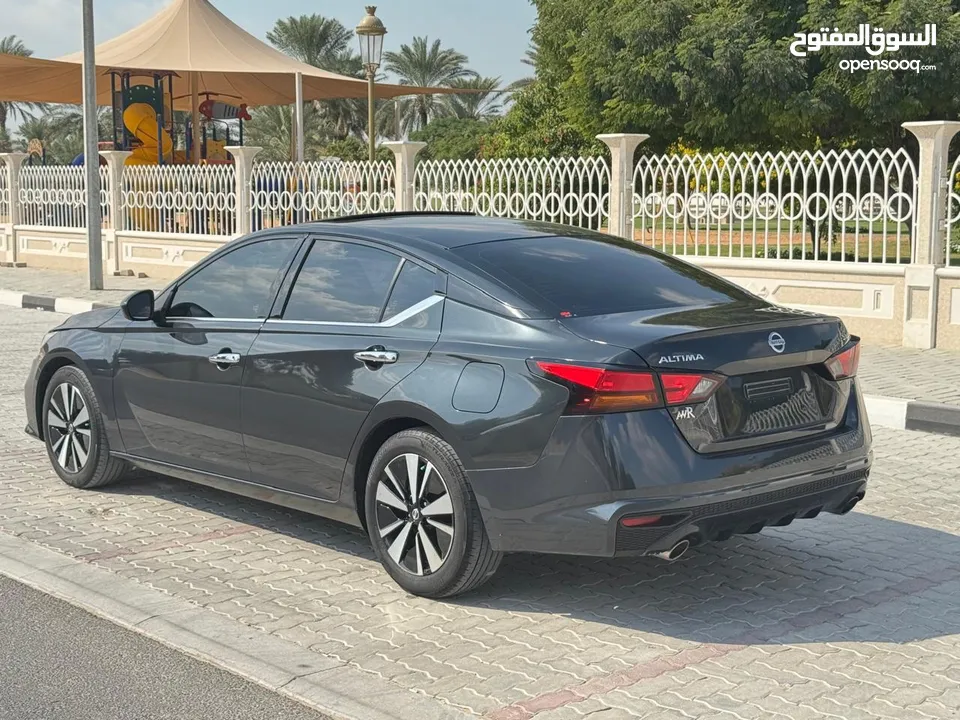 Nissan Altima 2021 SV 2.5L Full Option,Sunroof GCC Specs