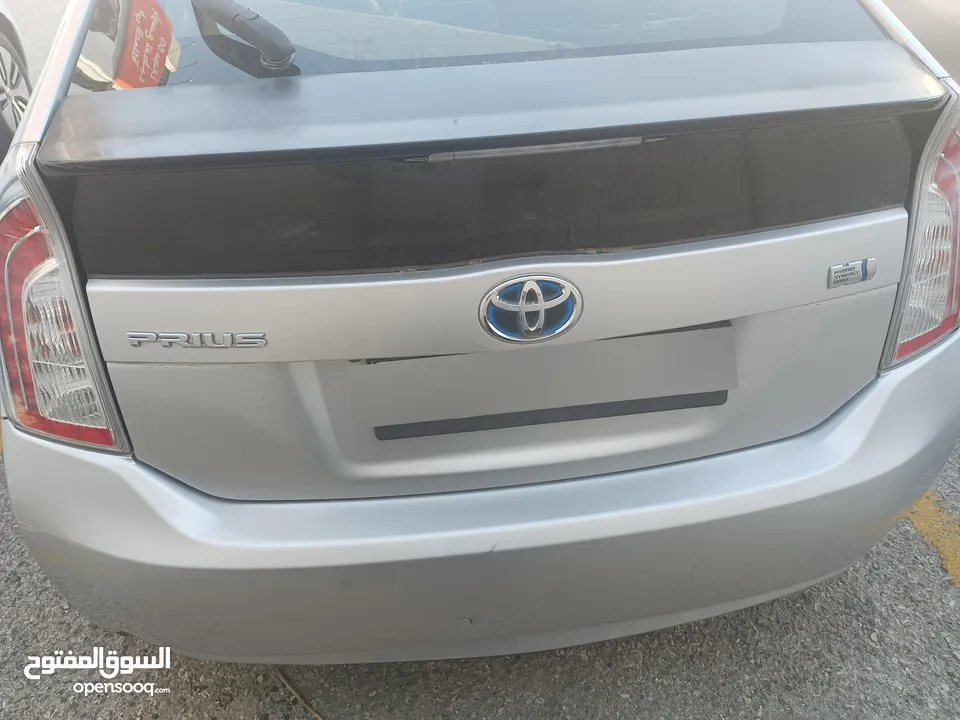 تويوتا بريوس 2014