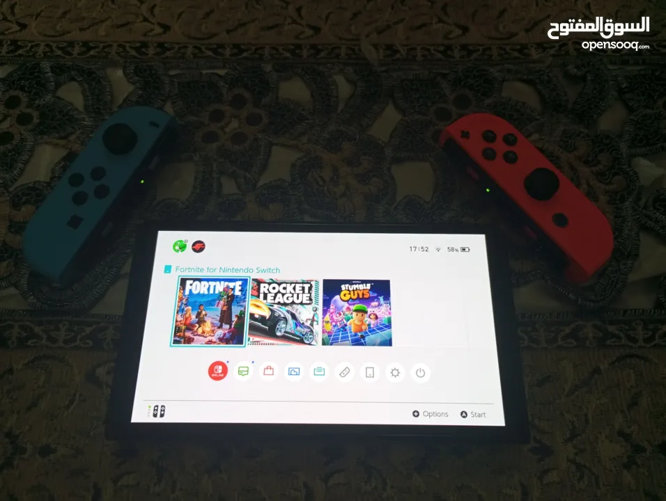 نينتندو سويتش Oled بحالة ممتازة Nintendo switch Oled