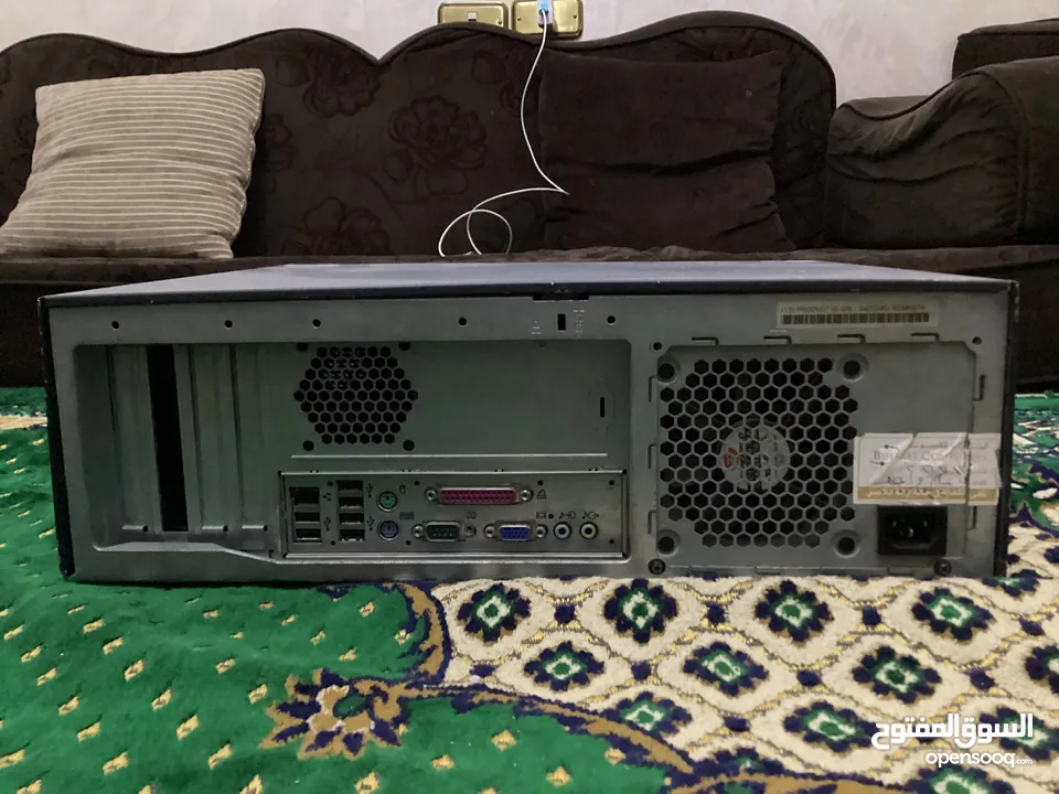 كمبيوتر شغال ميه بلميه للألعاب الخفيفه وتقدر تعدلو للألعاب القويه زي قراند وغيرها والتواصل رساءل