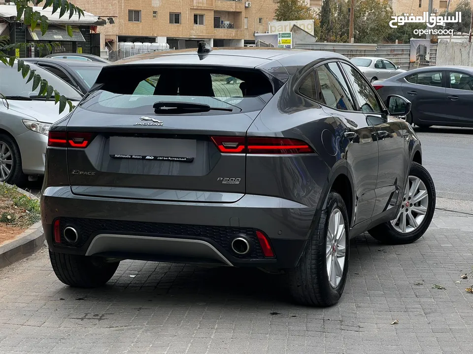 جاغوار اي بيس وارد الوكالة 2020 Jaguar E-Pace P200 AWD