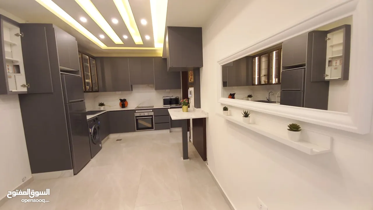 شقة مفروشة للايجار في عبدون  ( Property 37116 ) سنوي فقط