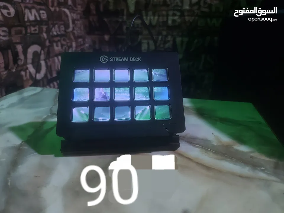 معدات استوديو للبيع بحاله ممتازه