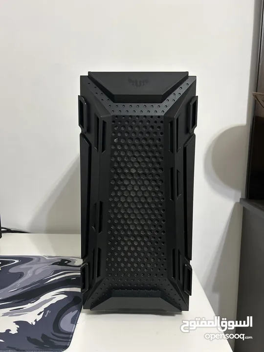 TUF Gaming GT301 COMPUTER CASE (الكيس فقط) + 4 مرواح