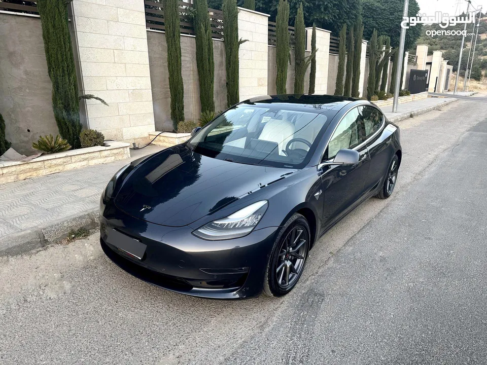 Tesla Model 3 long range - doul motor 2019