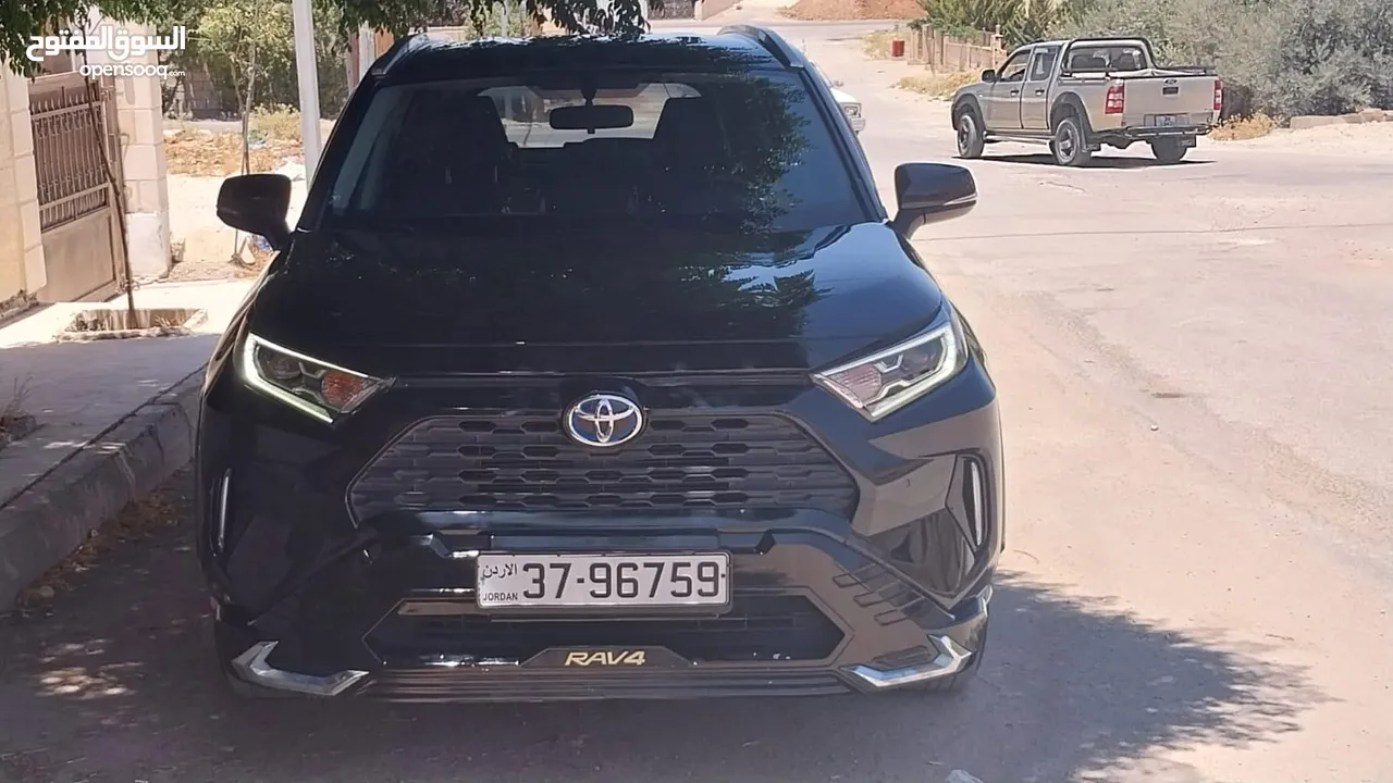 تويوتا راف فور 2021 فحص واحد جيد وارد شركه  لون اسود ملوكي بسعر مغري وحرق وقابل للبدل