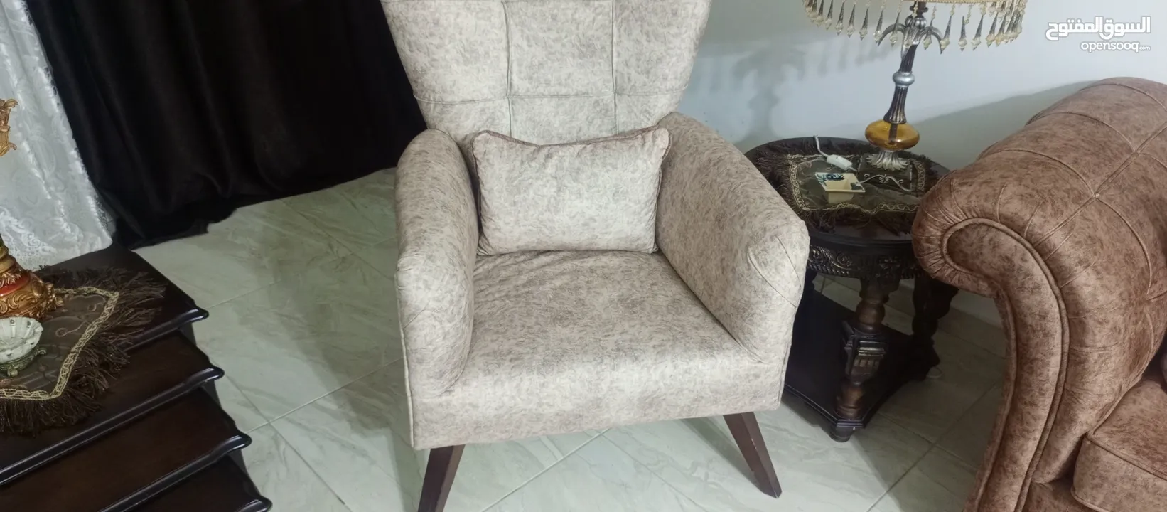 طقم كنب للبيع المسعجل الطقم تفصيل وليس تجاري