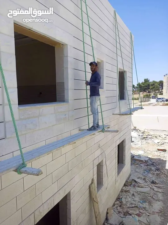 كحيل حجر  وتنظيف الصاروخ بالقذق الرملي او الصاروخ وصيانة المباني القديمة وعزل الحجر بماء الزجاج