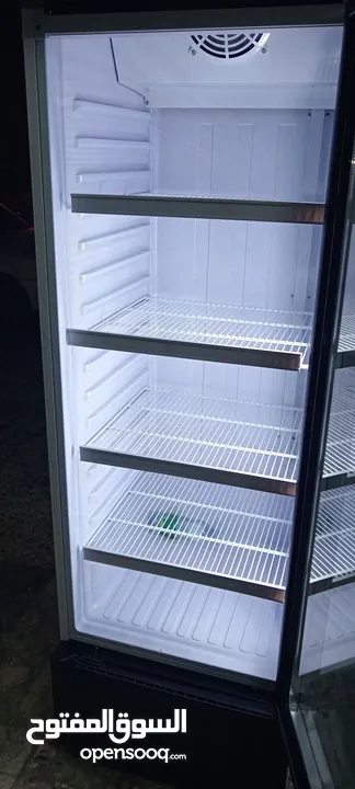 ثلاجة عرض انفيرتر بحالة الوكاالة