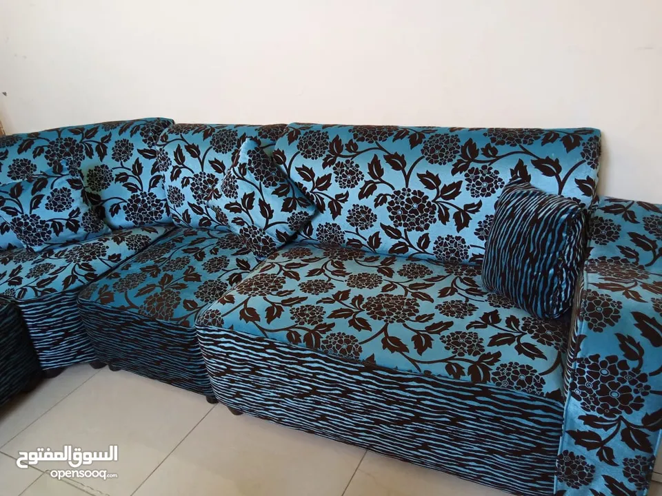 كنب 10 مقاعد للبيع بسعر مغري خشب كويس بتحمل الضغط