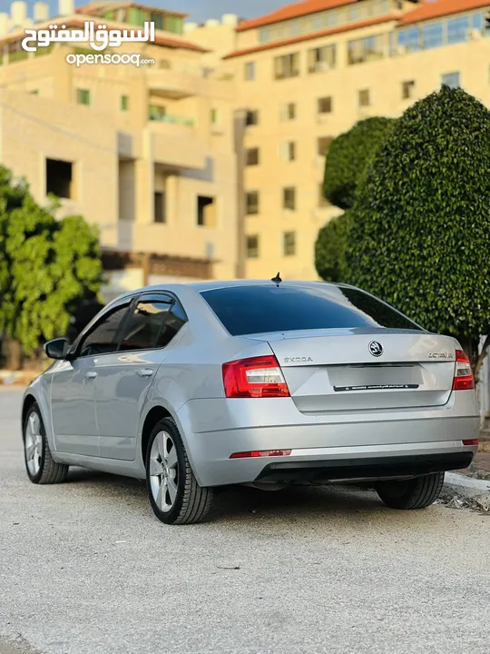 سكودا اوكتافيا 2018