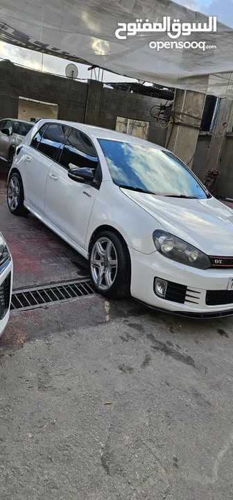 جولف 2012 للبيع