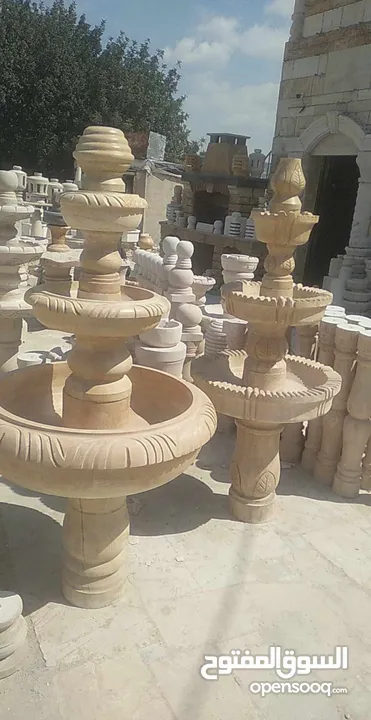 عروض على الشلالات والنوافير