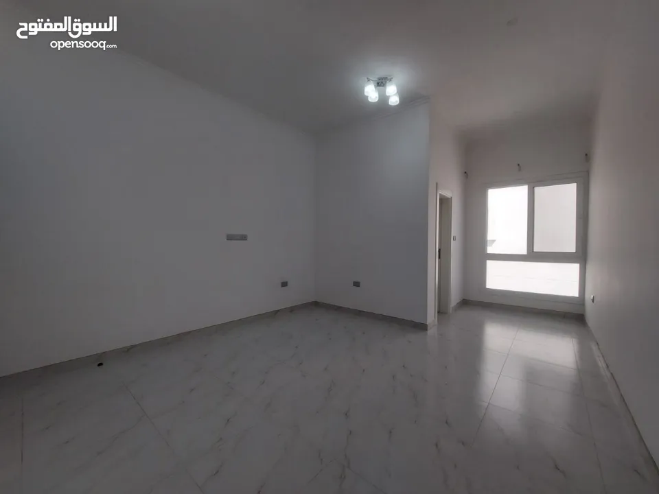 3 BR Luxury Penthouse Apartment in Al Hail North for Rent