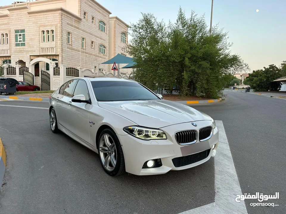 للبيع BMW 528 الموتر خليجي ((كيت M كااامل وكالة ))  موديل 2015