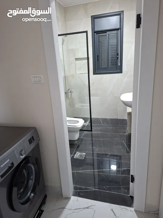 ستوديوهات جديده لم تسكن من قبل مع اامالك مباشرة