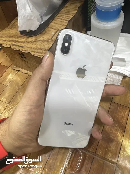 ايفون اكس اس ماكس 256 جيجا بسعر حررق