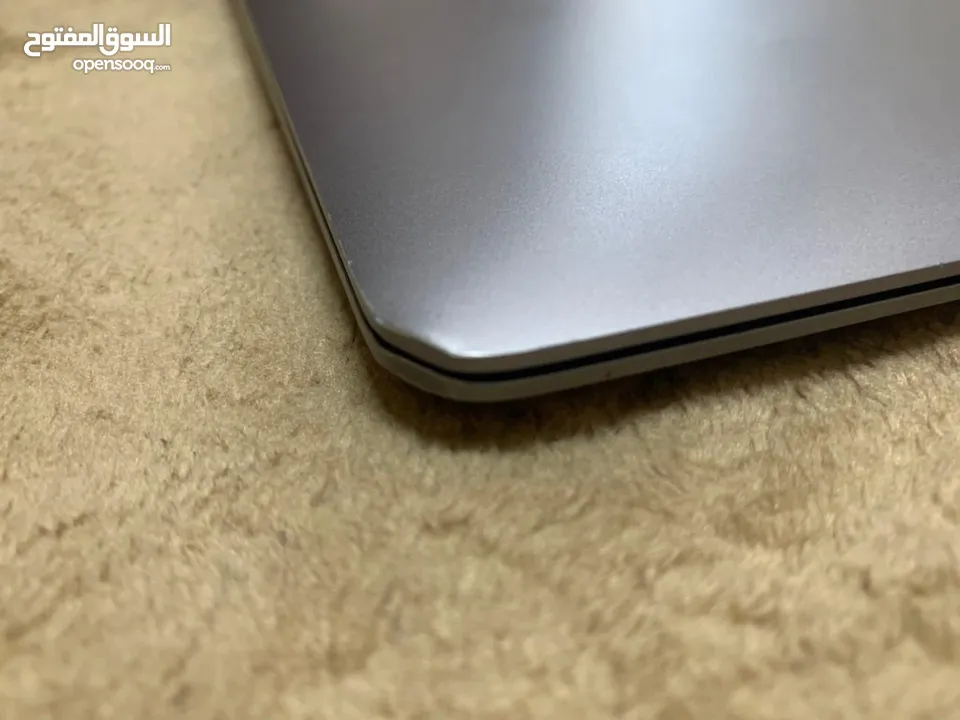 جهاز لاب توب ماك بوك آير  2020 ..