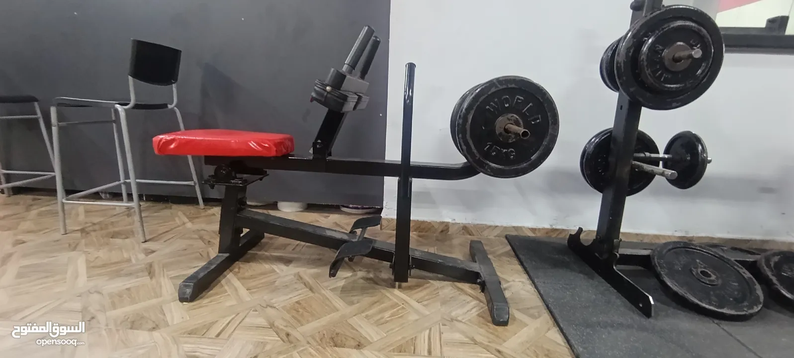 نادي كامل للبيع