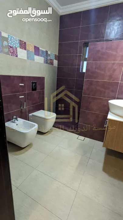 شقة فاخرة - عبدون - 4نوم 2ماستر - حديقة - ترسات - مسبح - أرقى مناطق عبدون -